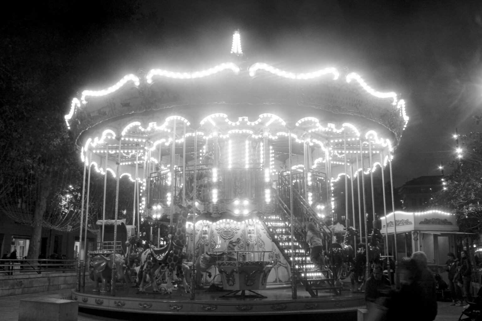 Au manège du temps, à sa musique. Dire merci.